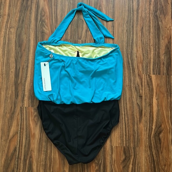 Magicsuit Drape Olivia Solid - Picture 6 of 13